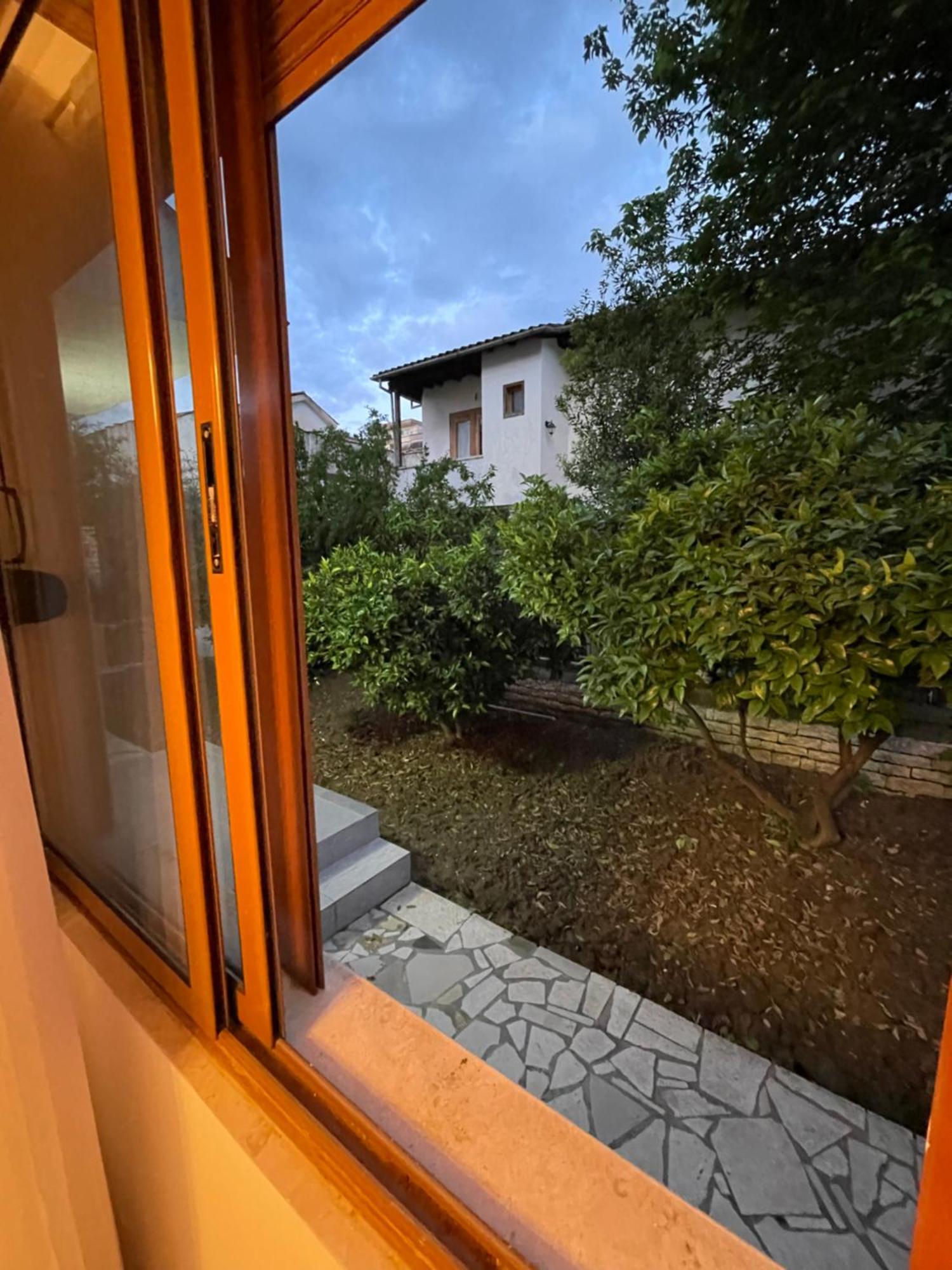 Vila At Berat Exterior foto